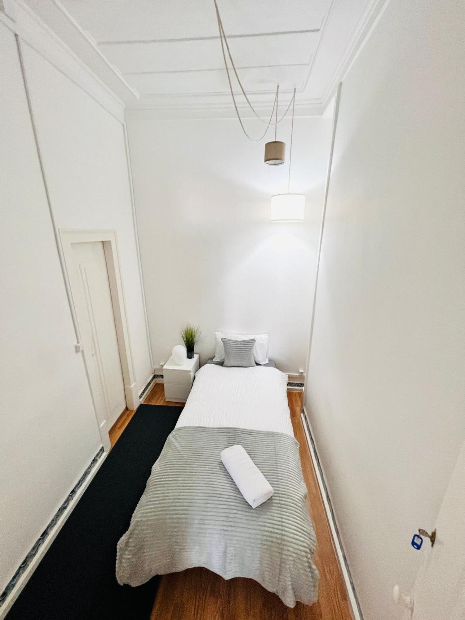 Luxury Rooms, Location In The * Lissabon