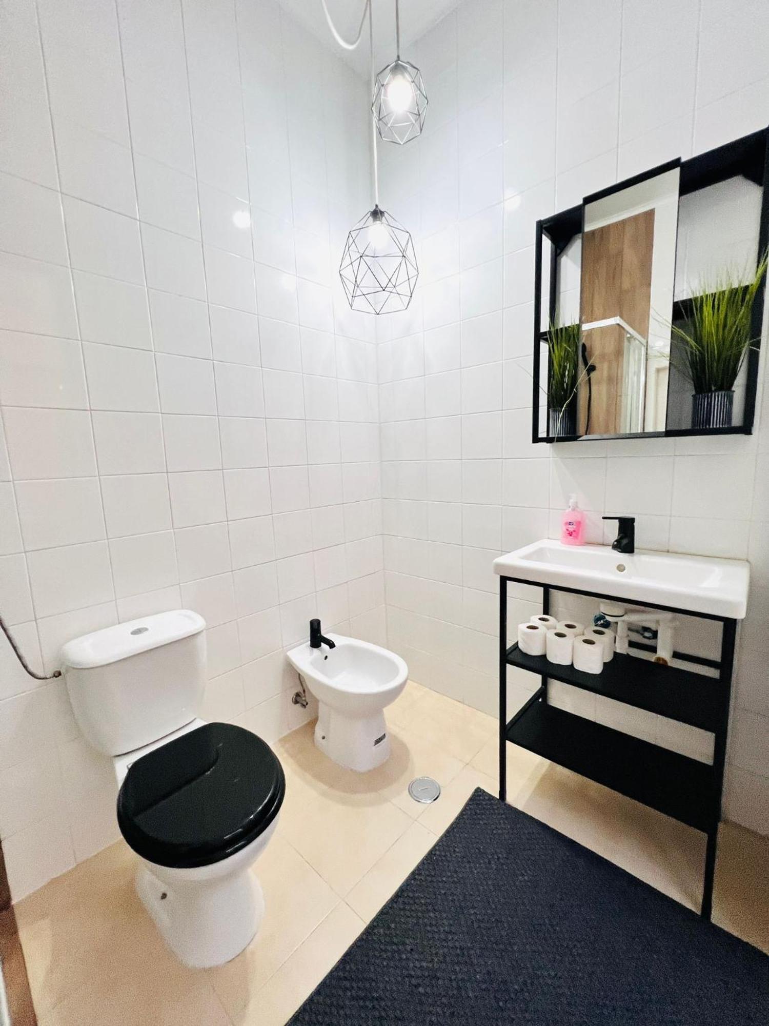 Luxury Rooms, Location In The Hostel Lissabon